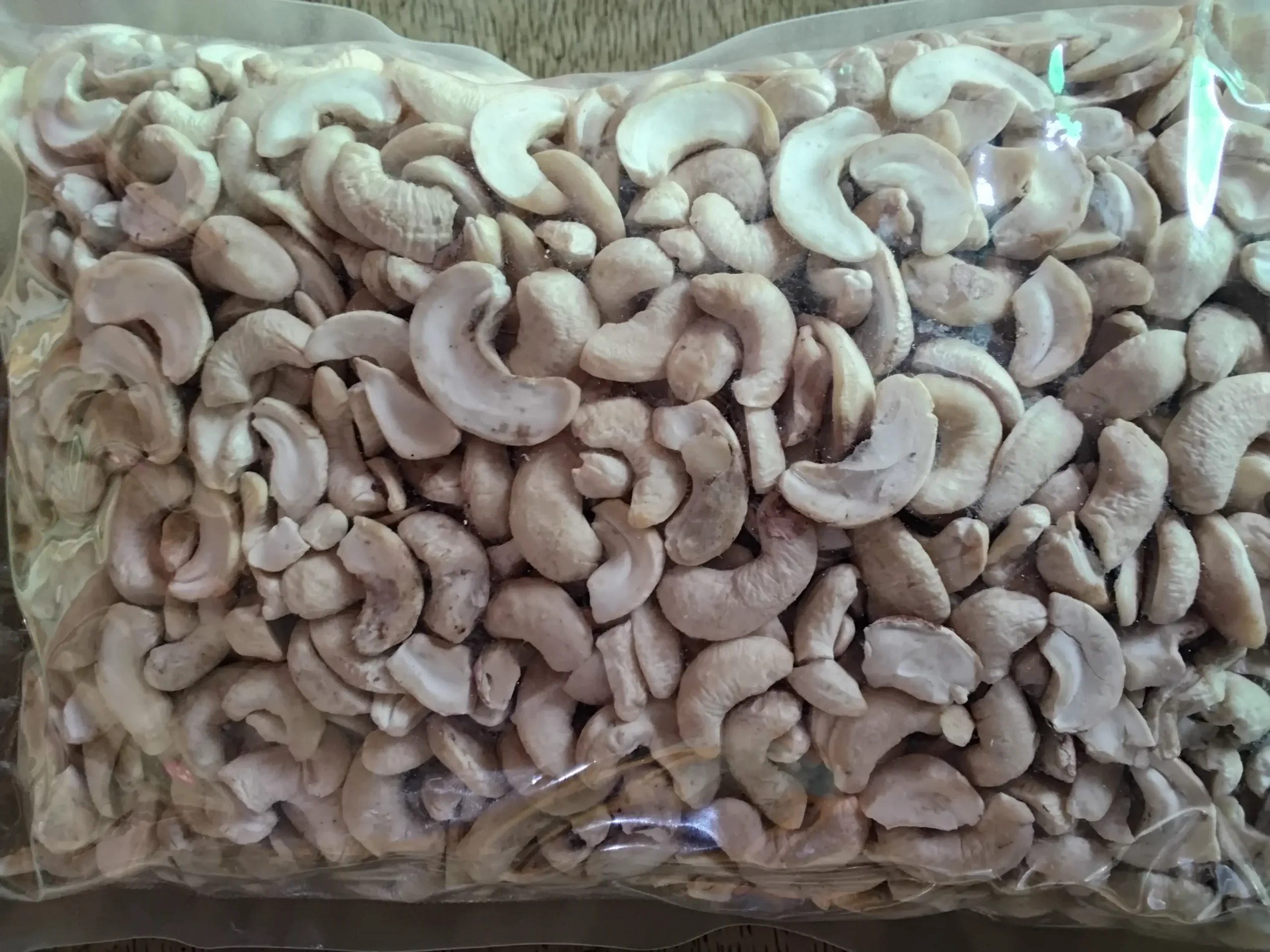 Kacang Mete Belah 2